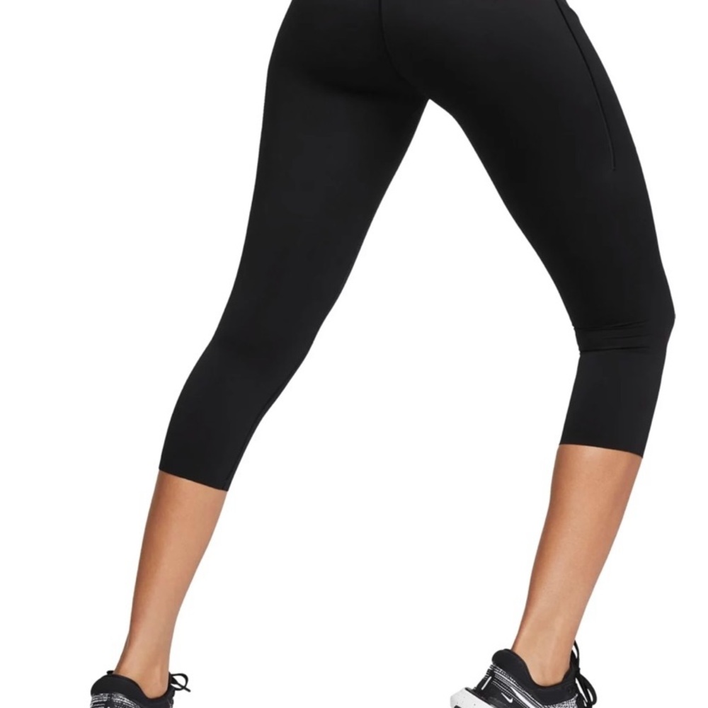 Nike Dri-FIT Black Leggings - Picture 2 of 5